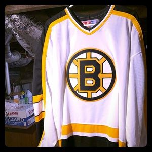 CCM Boston Bruins Road Jersey Like New